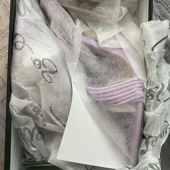 Purple High‎ Heel - Picture 2 of 2